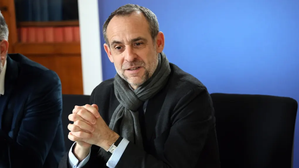 un élève expulsé en Côte d'Ivoire après avoir menacé un professeur